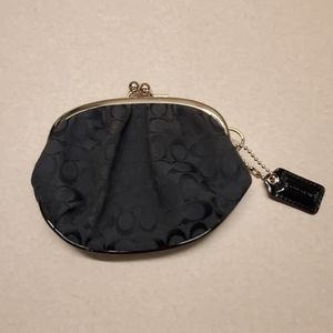 COACH Kiss Lock Coin Purse